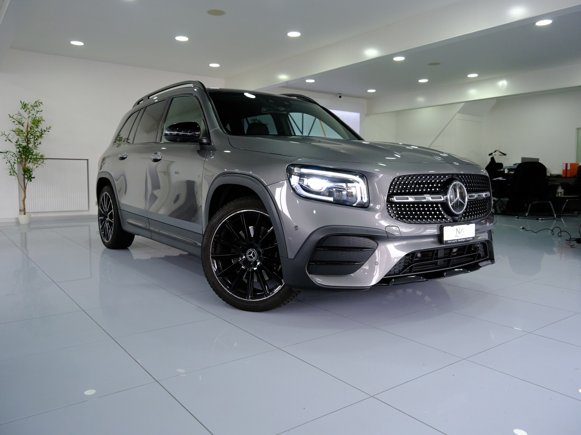 MERCEDES-BENZ GLB 250 4Matic AMG Line 8G-Tronic