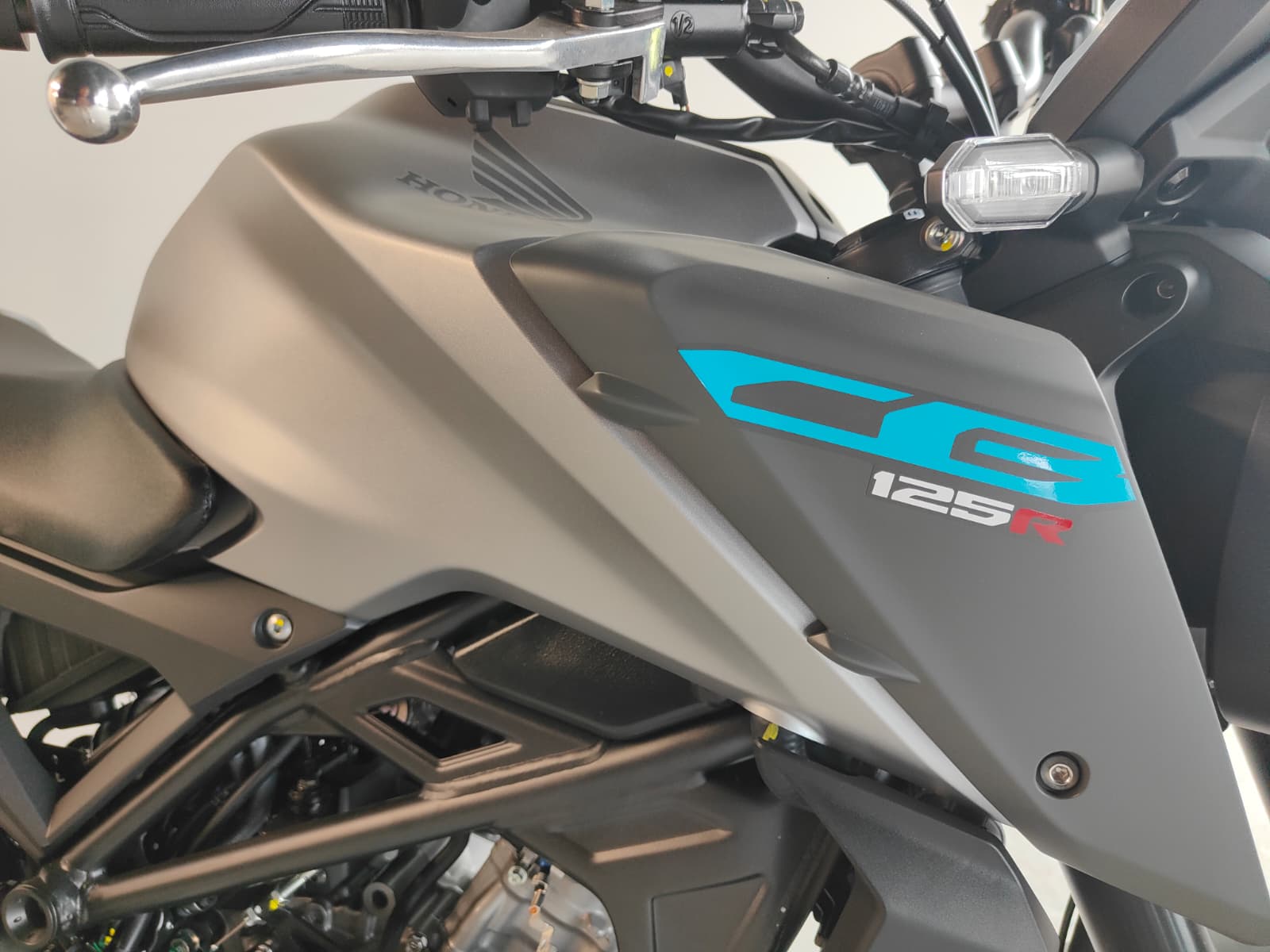 HONDA CB 125 R-image-5