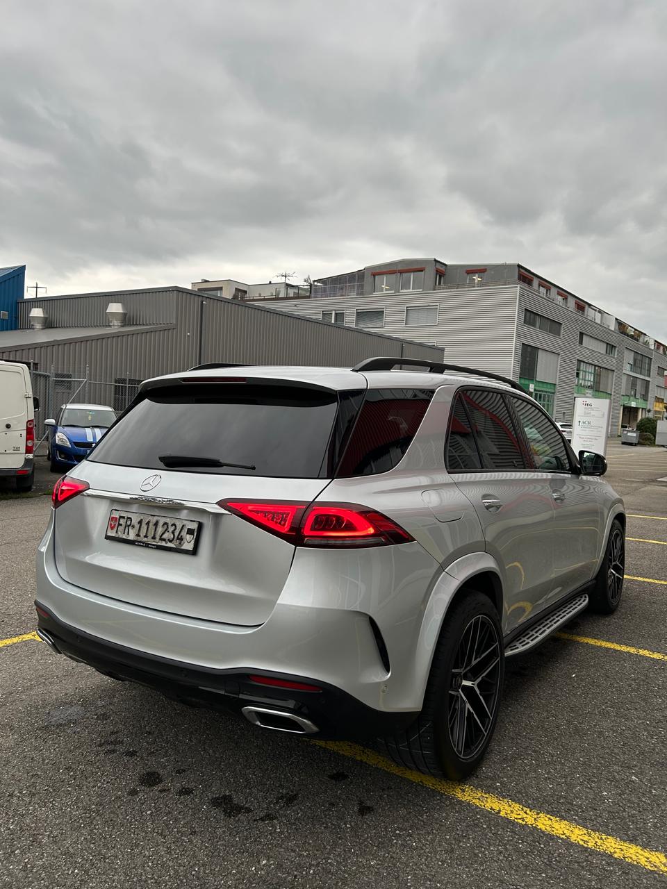 MERCEDES-BENZ GLE 450 4Matic AMG Line 9G-Tronic-image-3