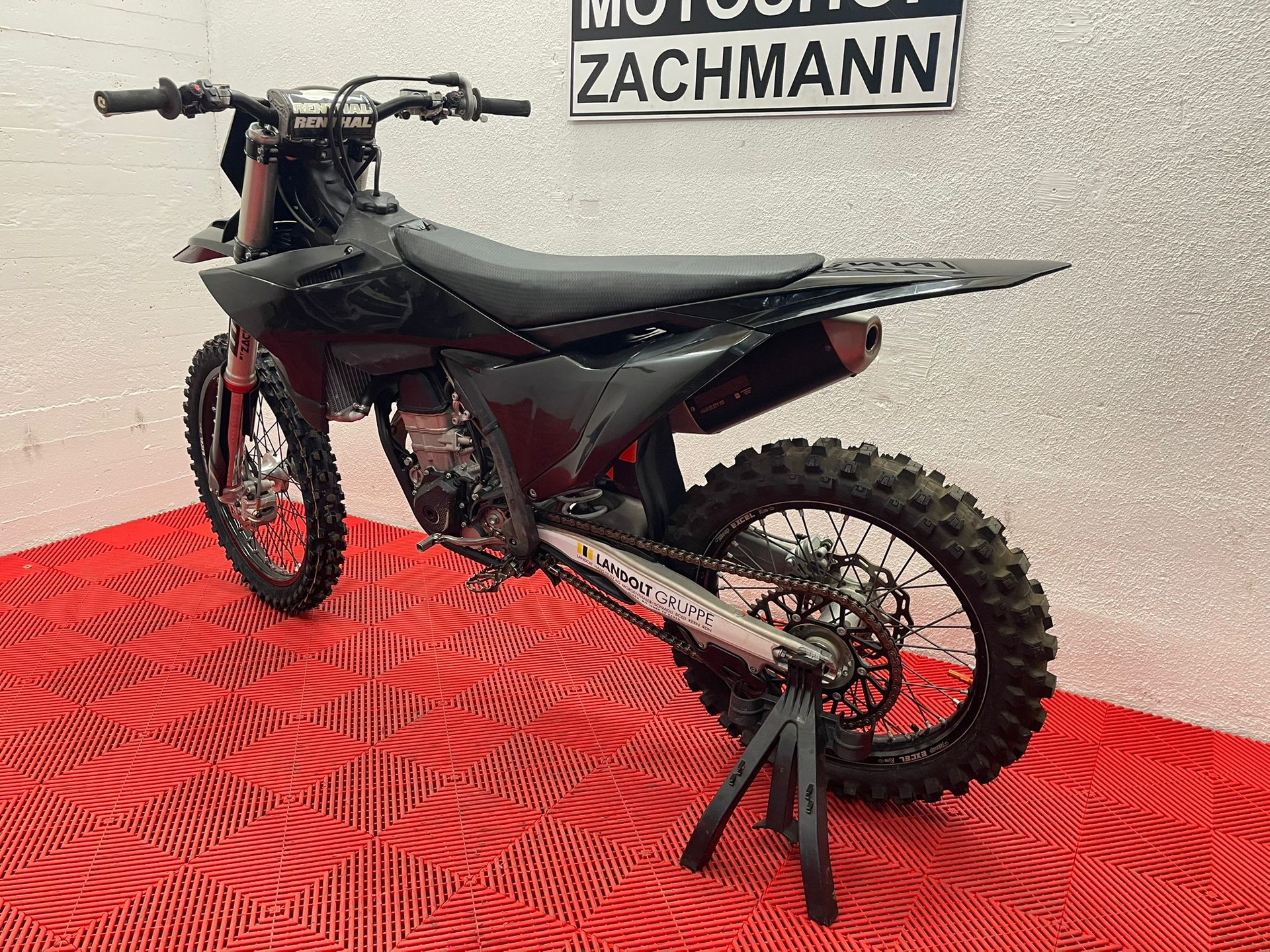 KTM 450 SX/SX-F-showroom-element-3