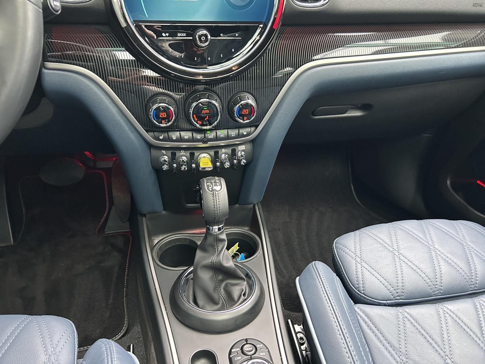 MINI Countryman F60 1.5i Cooper S E ALL4-image-7