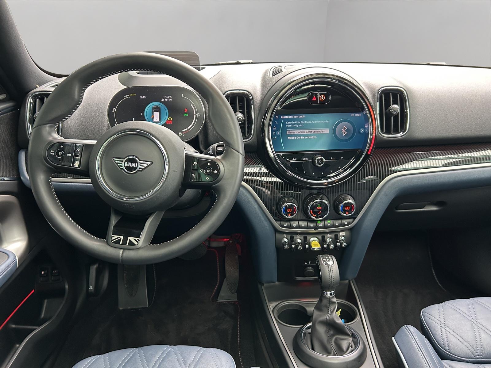MINI Countryman F60 1.5i Cooper S E ALL4-image-6