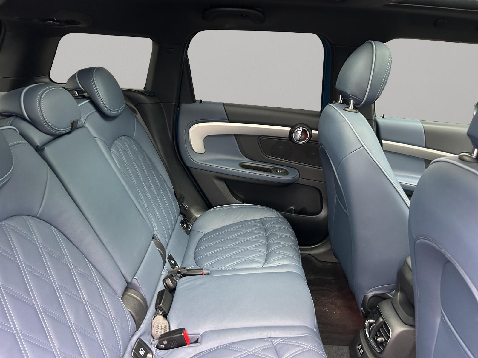 MINI Countryman F60 1.5i Cooper S E ALL4-image-11