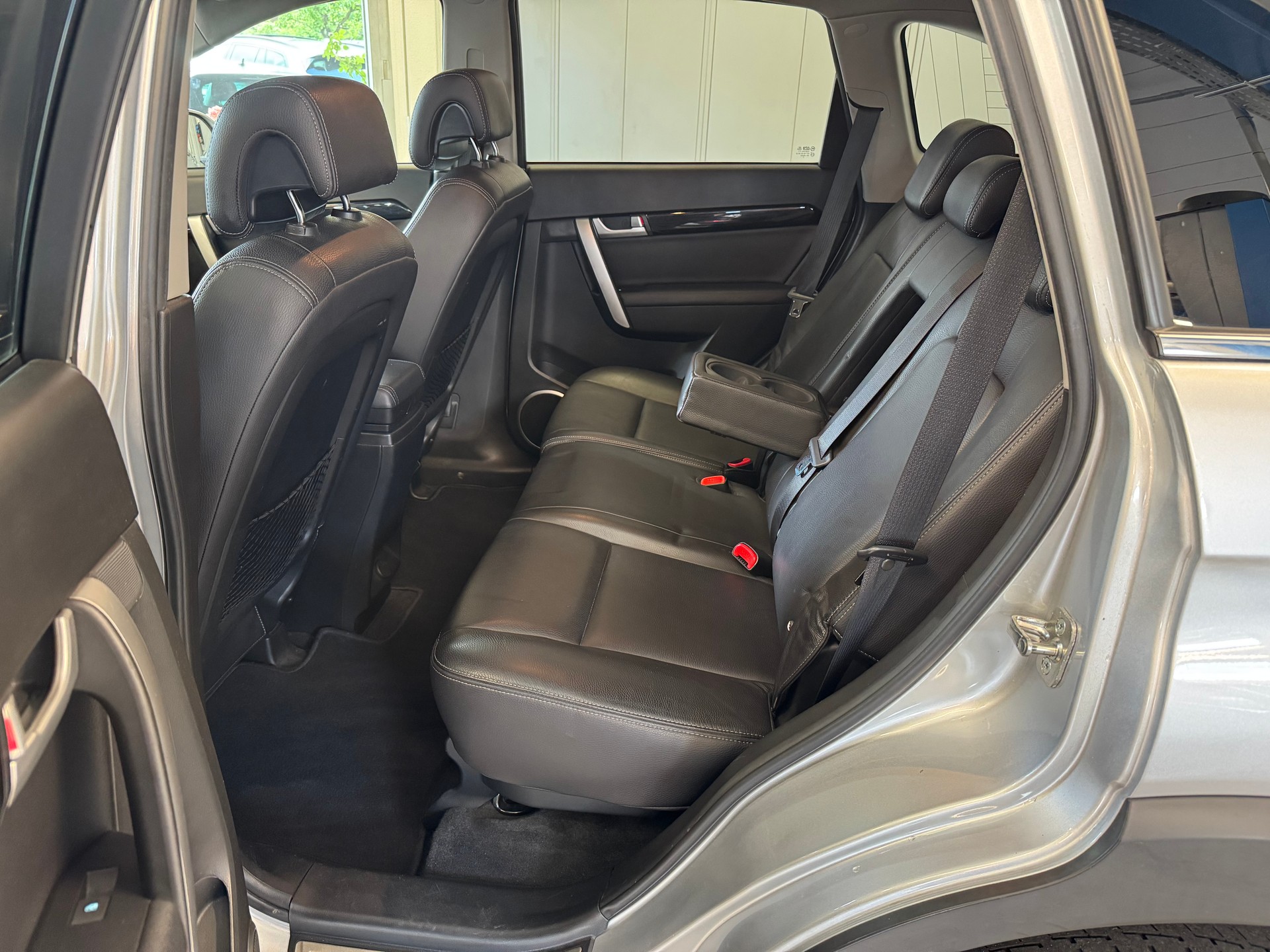 CHEVROLET Captiva 2.4 100 Anniversary 4WD Automatic-image-12