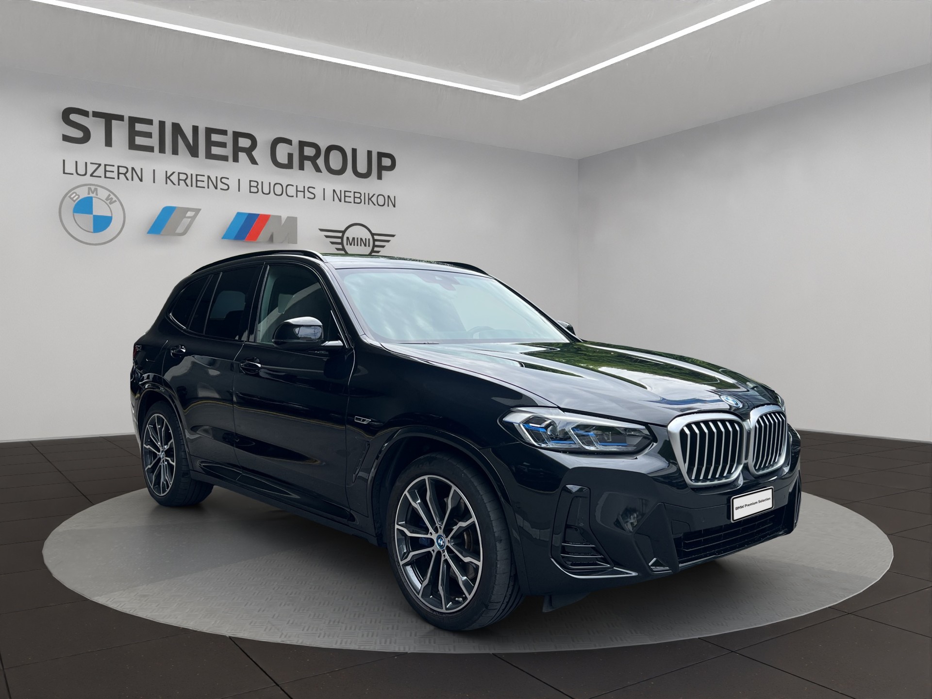 BMW X3 xDrive 30e M Sport-showroom-element-3
