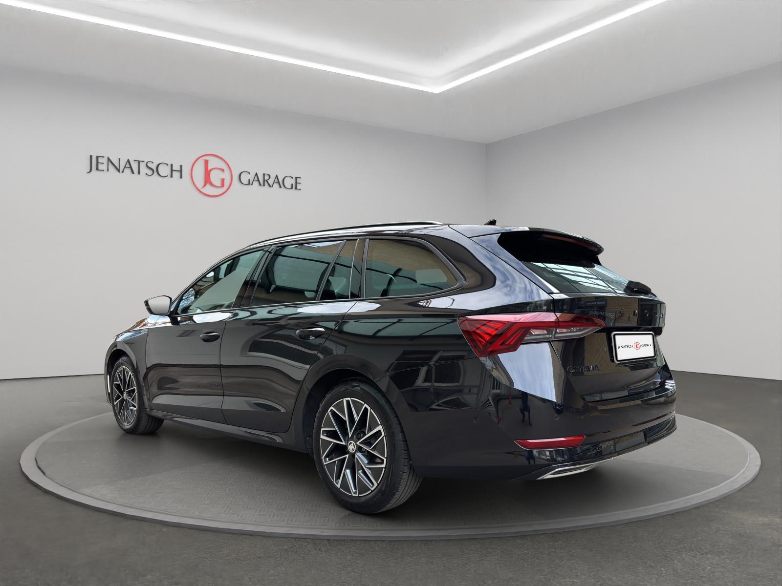 SKODA Octavia Combi 2.0 TDI 150 Ambition DSG-image-2