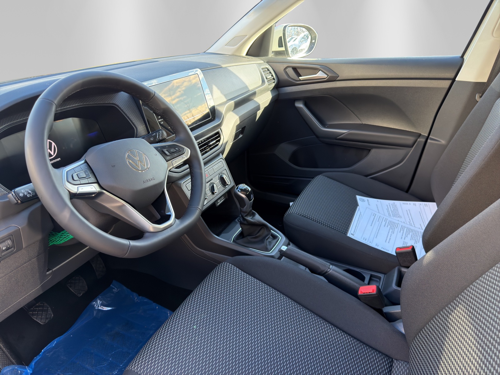 VW T-Cross 1.0 TSI-image-8