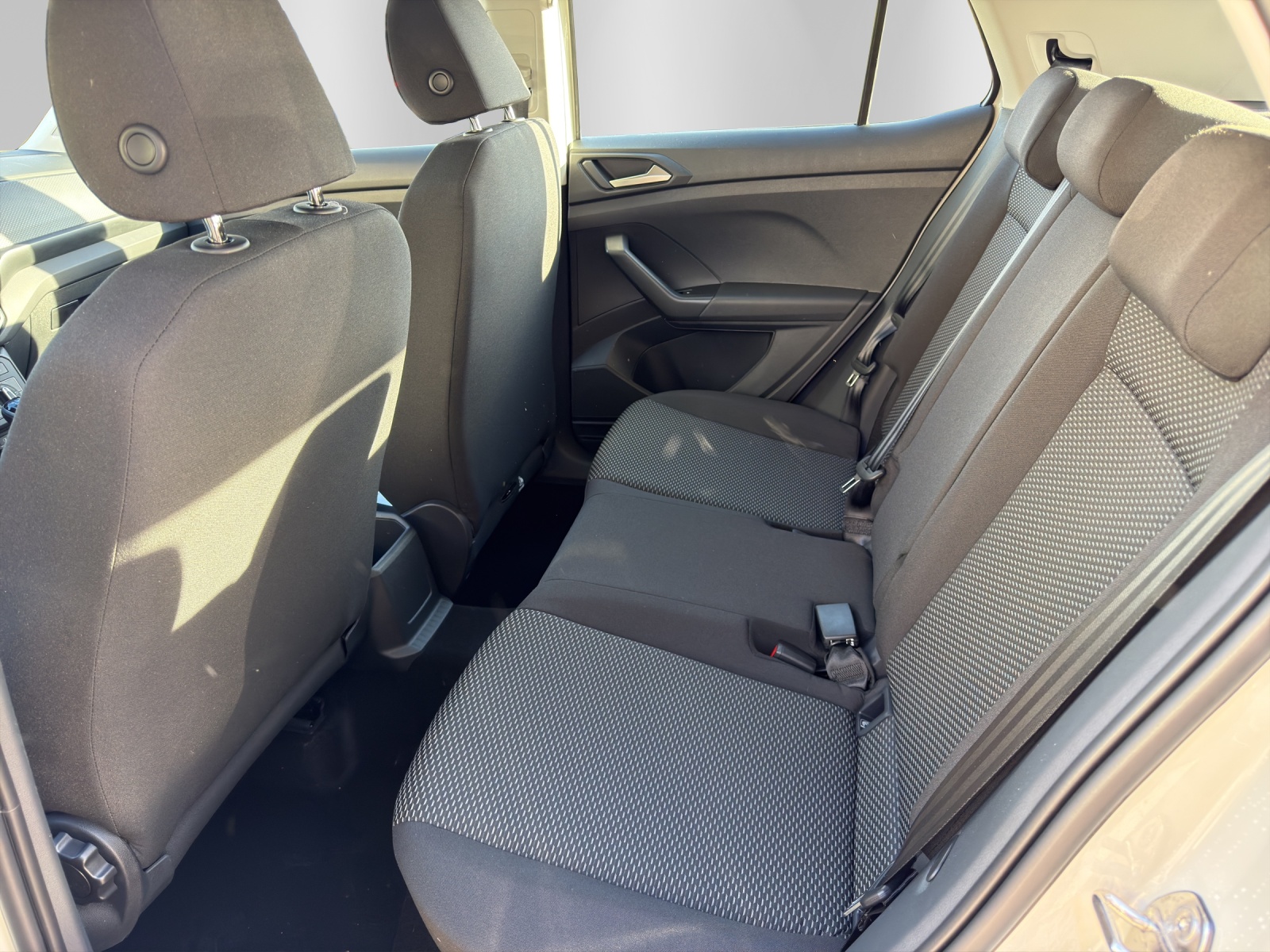 VW T-Cross 1.0 TSI-image-10
