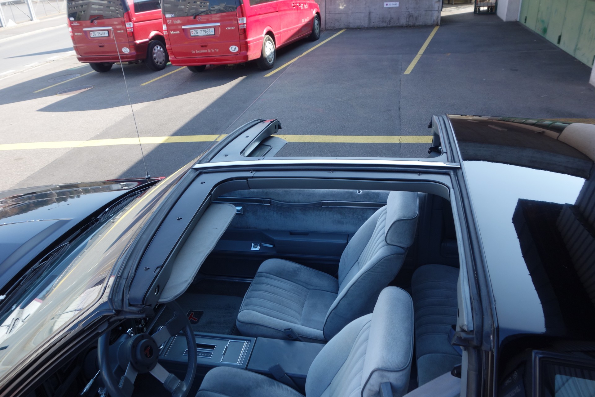 BUICK Grand National-image-9