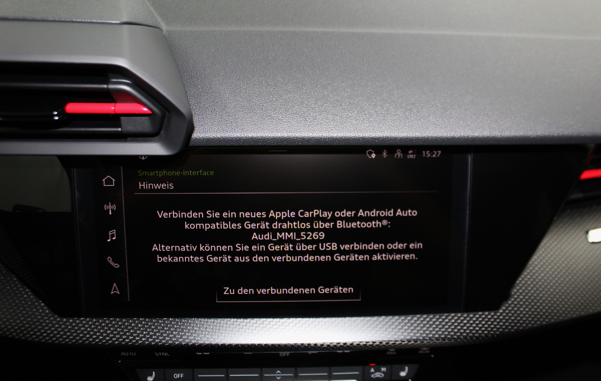 AUDI RS3 Limousine 2.5 TSI quattro S-tronic RS-Designpaket plus rot / CH-Fahrzeug-image-22