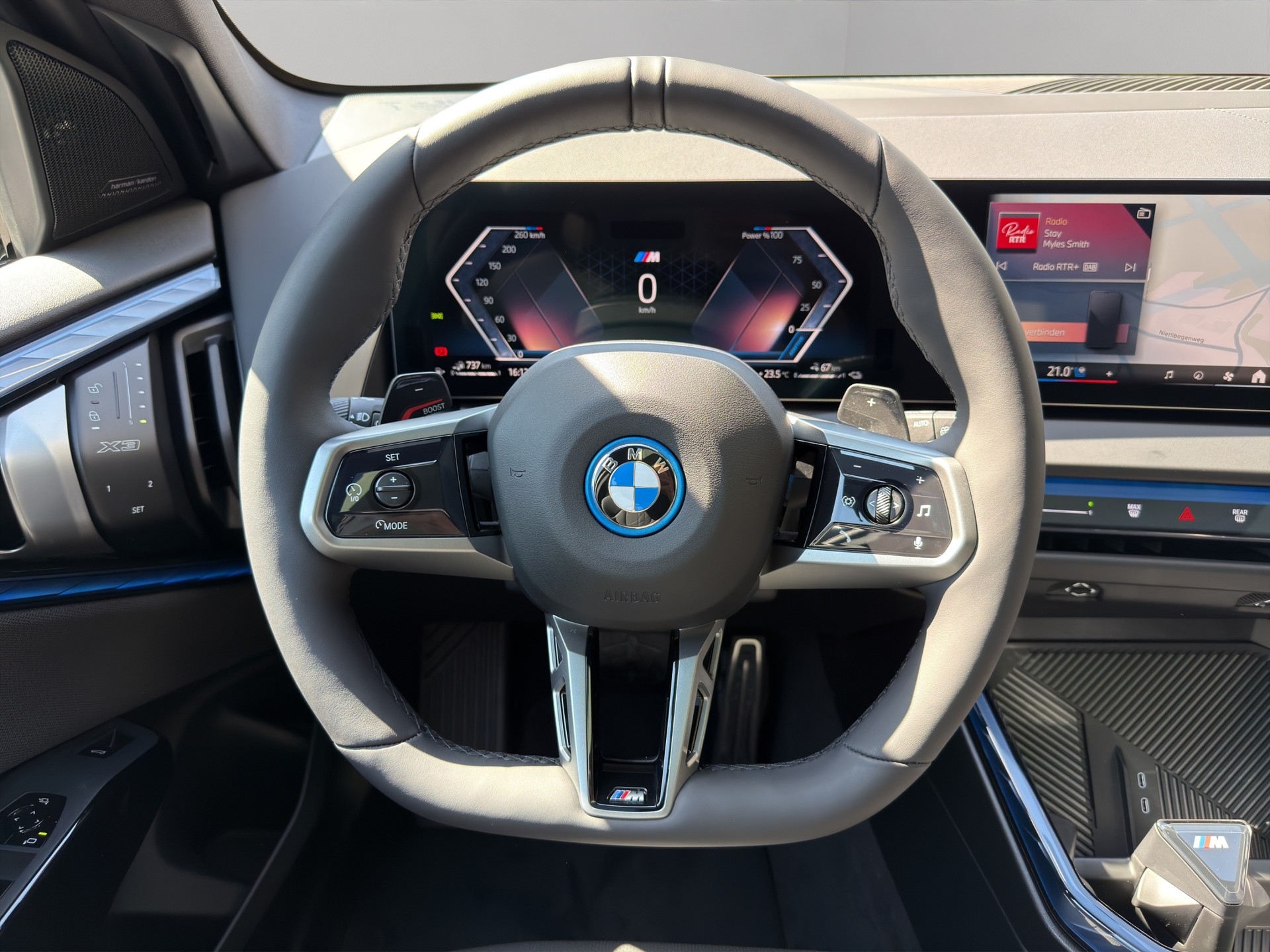 BMW X3 xDrive 30e M Sport Pro-image-12