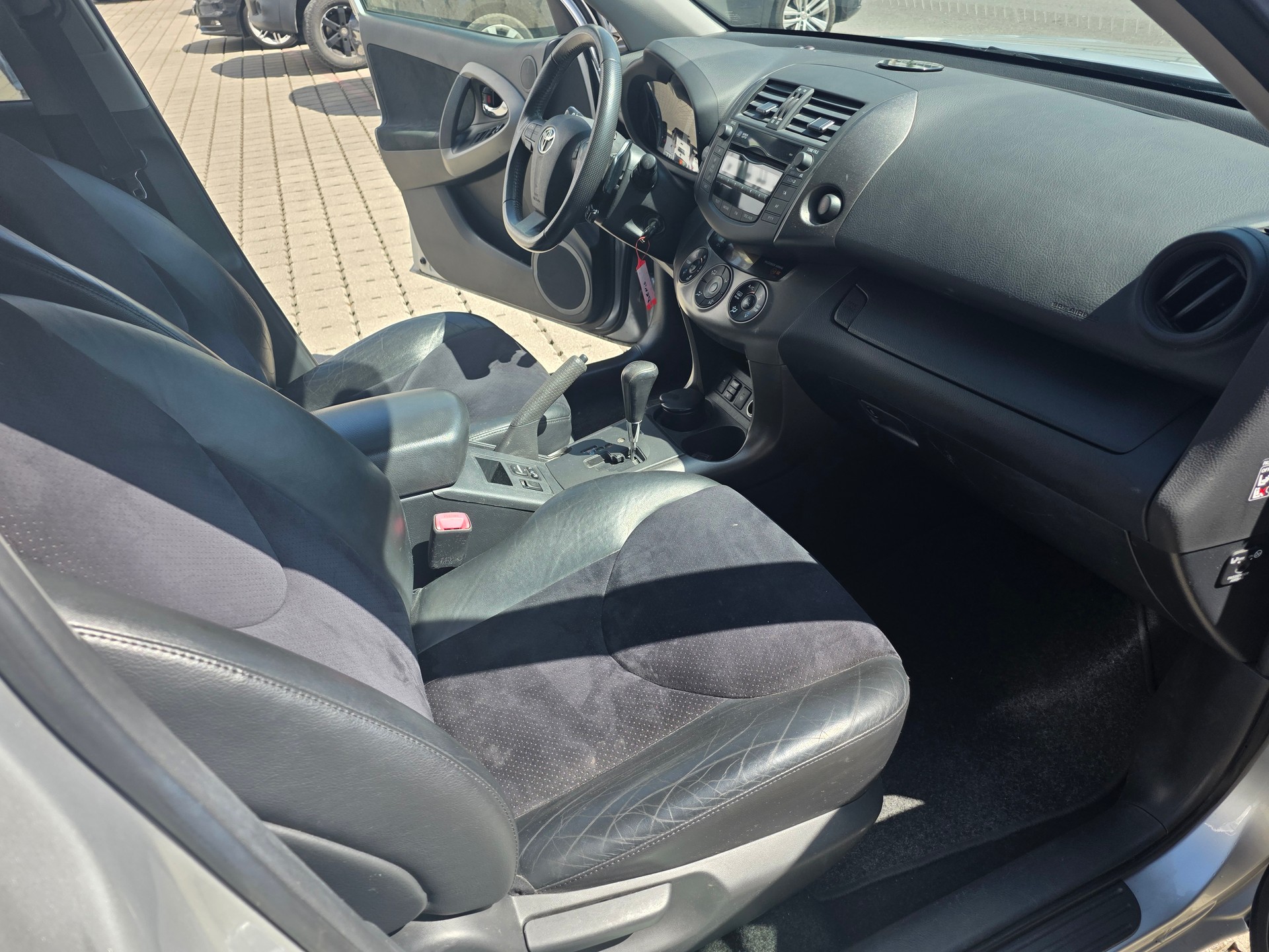 TOYOTA RAV-4 2.0 16V Linea Luna Multidrive-image-12