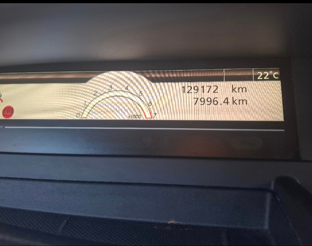 RENAULT Scénic 1.4 16V Turbo Privilège-image-15