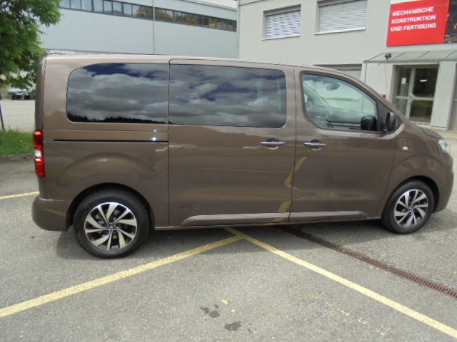 CITROEN Spacetourer 2.0 BlueHDi 180 Shine S/S M EAT8-image-2