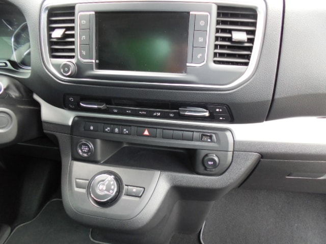 CITROEN Spacetourer 2.0 BlueHDi 180 Shine S/S M EAT8-image-9