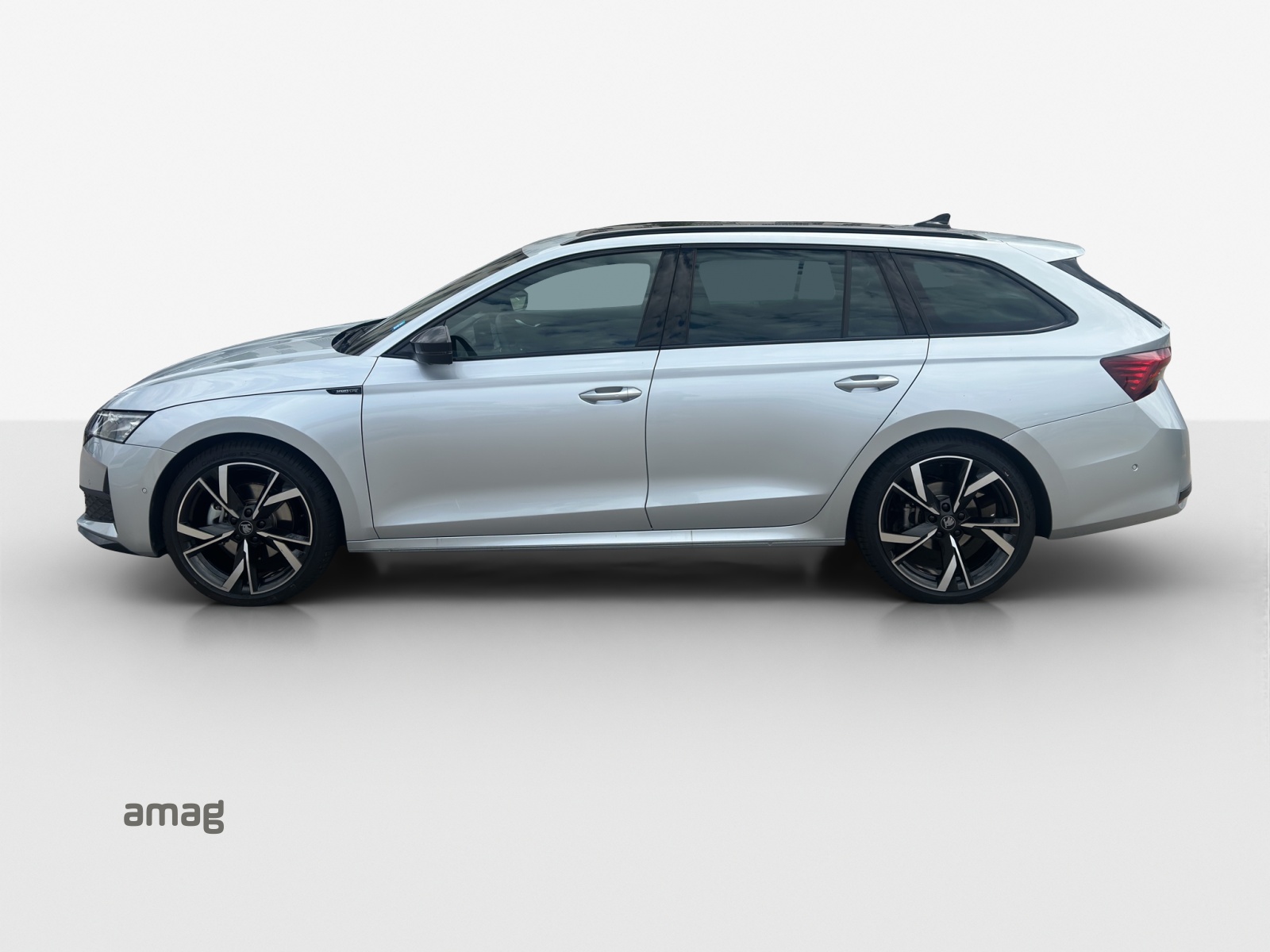 SKODA Octavia Combi 2.0 TSI DSG Selection 4x4-showroom-element-1