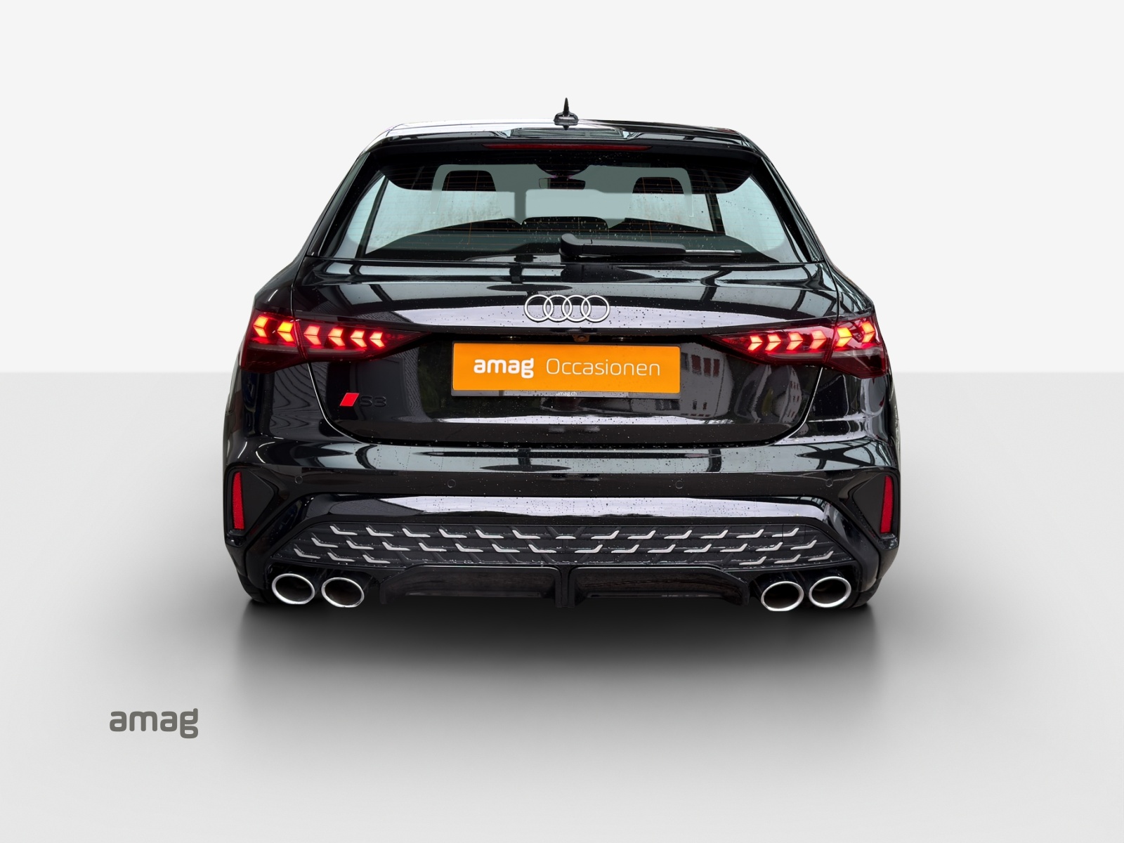 AUDI S3 Sportback TFSI quattro S-tronic-showroom-element-3