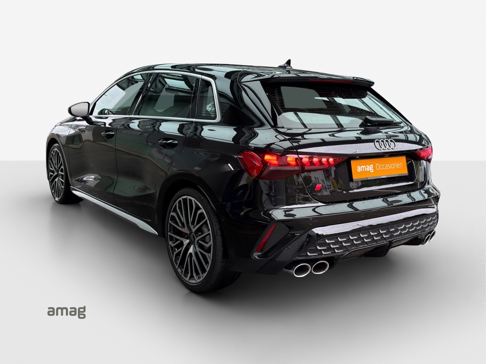 AUDI S3 Sportback TFSI quattro S-tronic-showroom-element-2