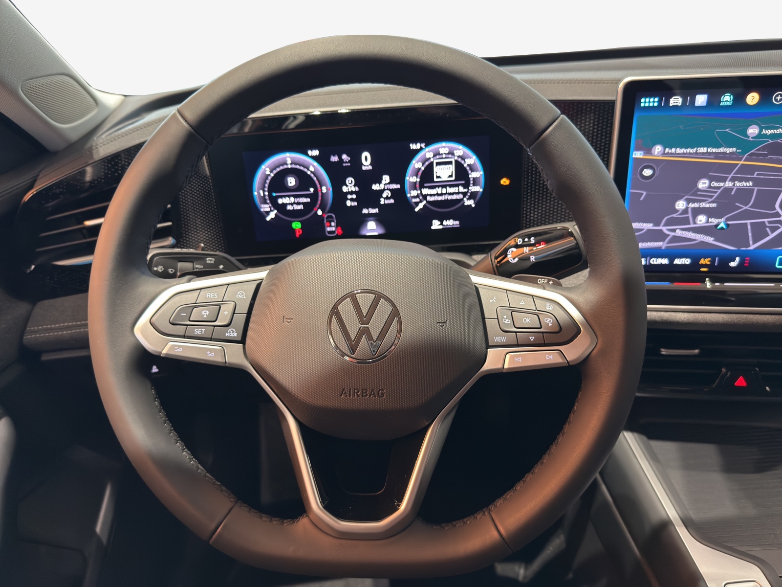 VW Passat Variant 2.0 TDI evo Basis DSG-image-9