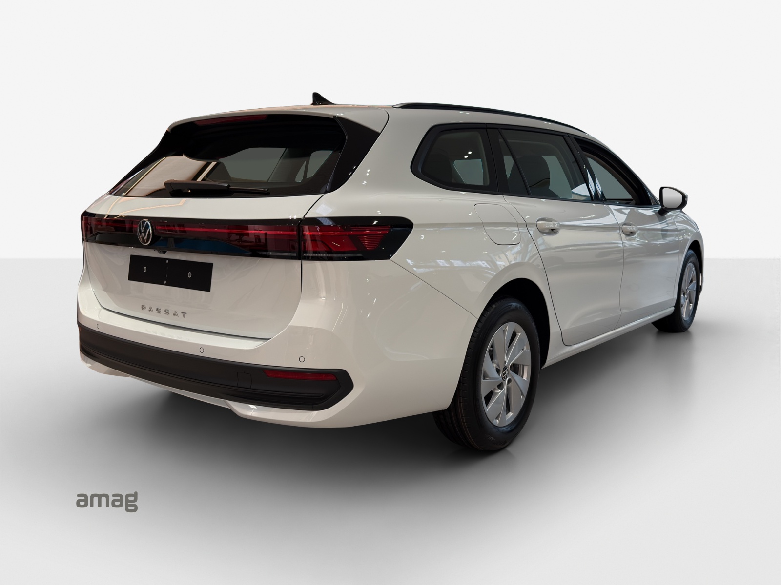 VW Passat Variant 2.0 TDI evo Basis DSG-image-4