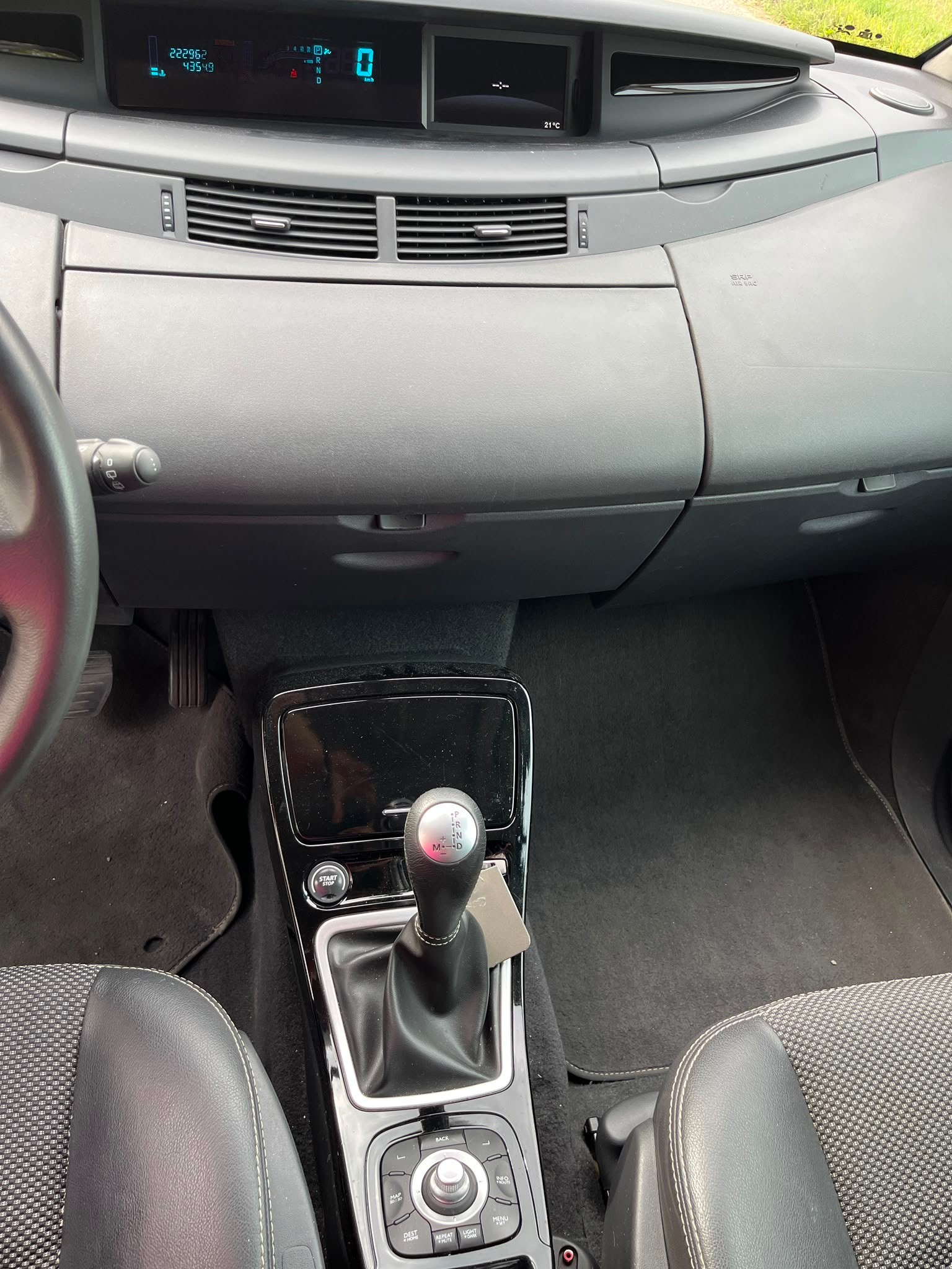 RENAULT Grand Espace 2.0 dCi Dynamique Automatic-image-15