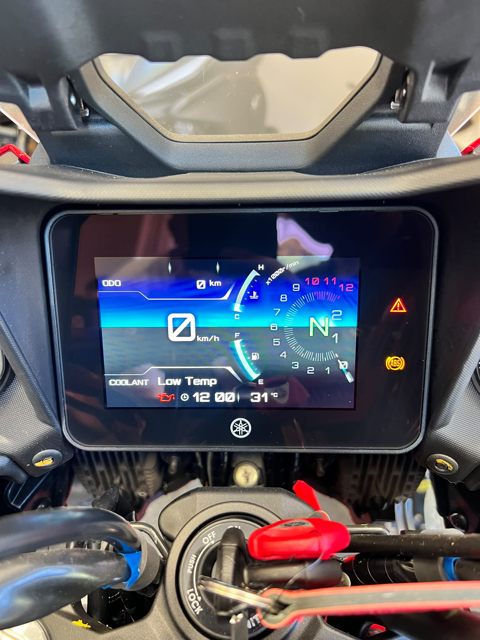 YAMAHA Tracer 7 (35kW) LEASING 0%-image-3