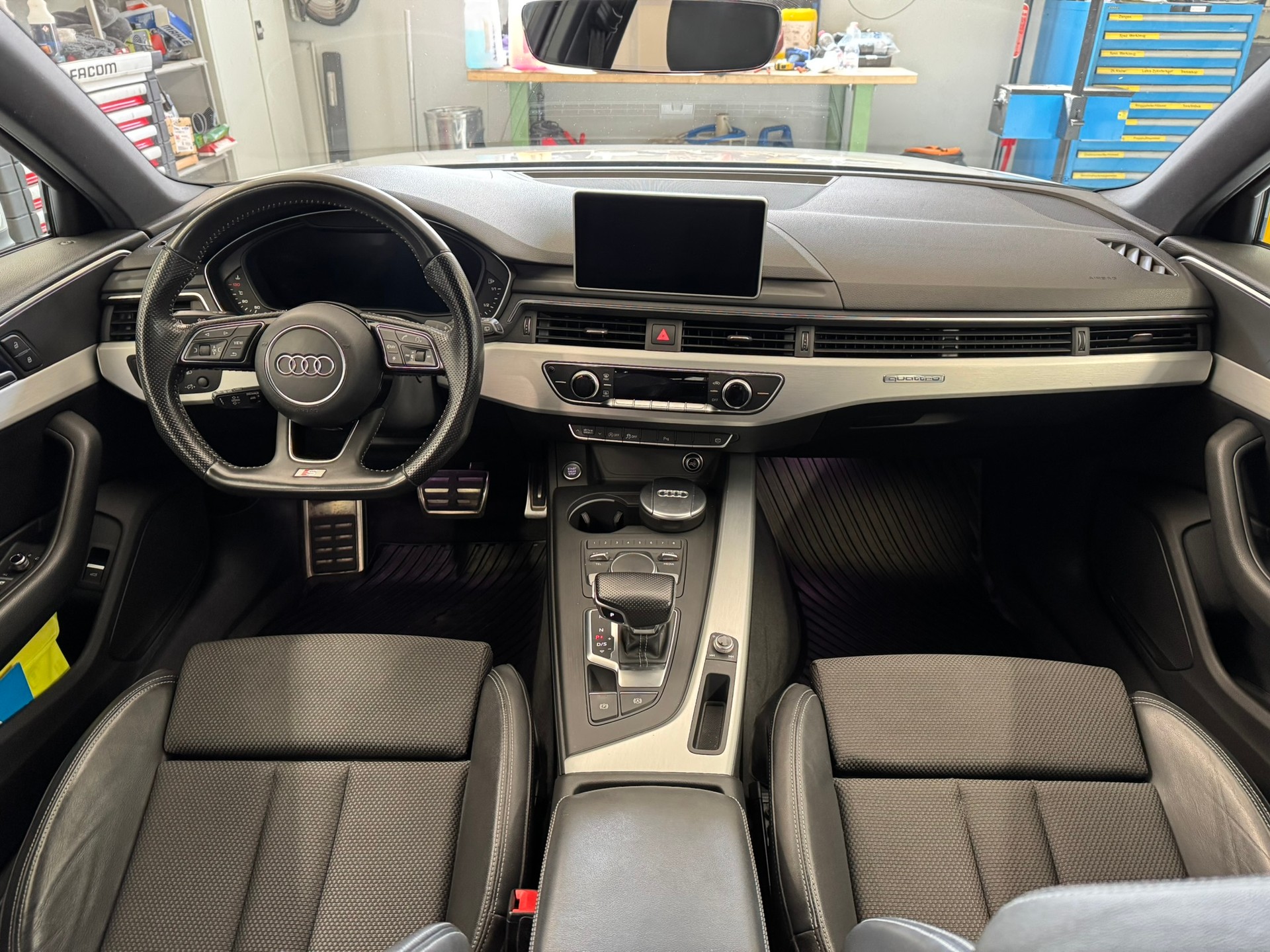 AUDI A4 Avant 2.0 TDI Sport quattro S-tronic-image-8