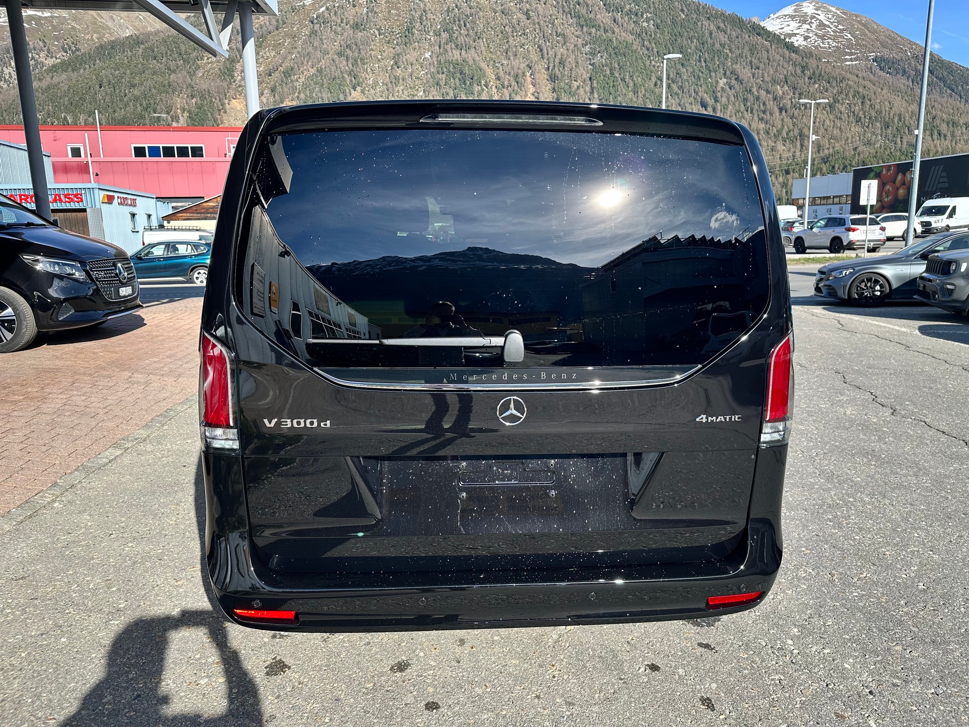 MERCEDES-BENZ V 300 d Exclusive extra lang 4Matic-image-7