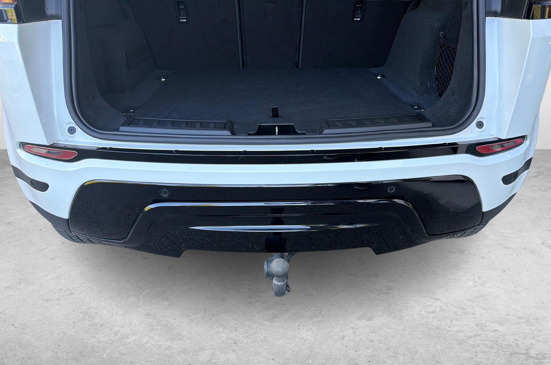 LAND ROVER Range Rover Evoque 2.0 T SE mit elektr. Anhängerkupplung-image-20