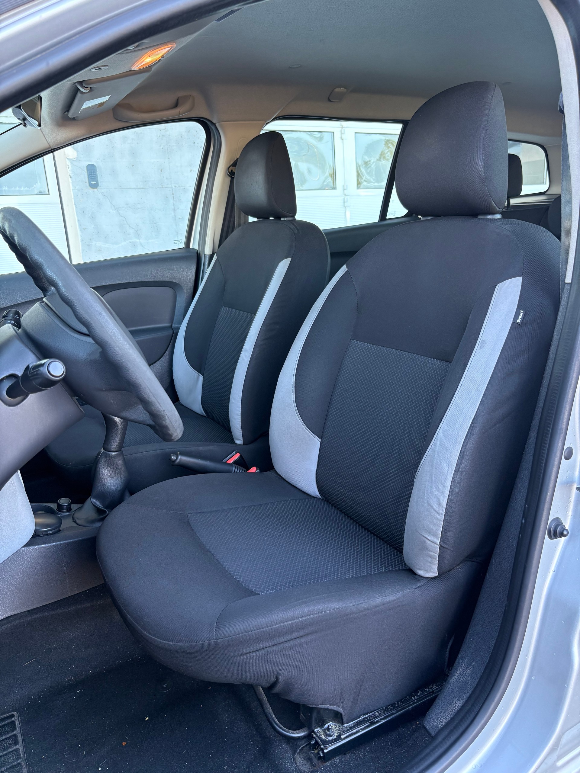 DACIA Logan MCV 0.9 Lauréate-image-8