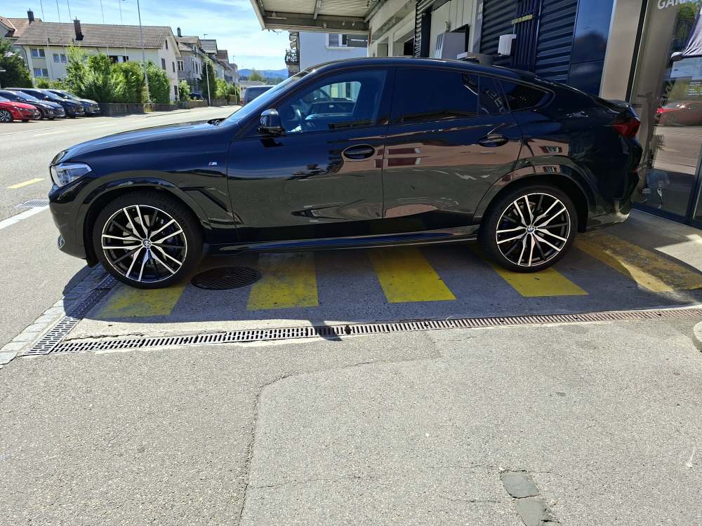 BMW X6 30d xDrive-showroom-element-3