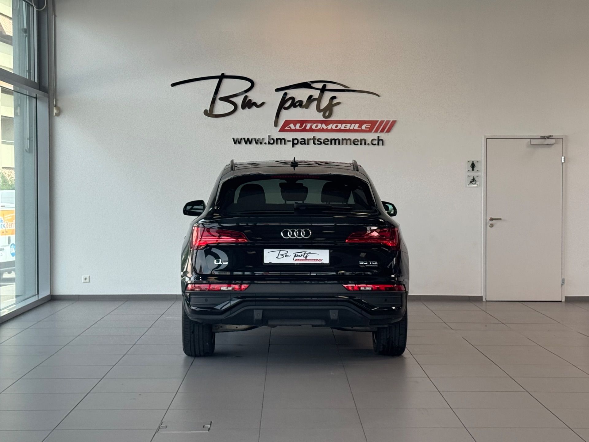 AUDI Q5 Sportback 50 TDI S line Blackedition quattro tiptronic-image-4