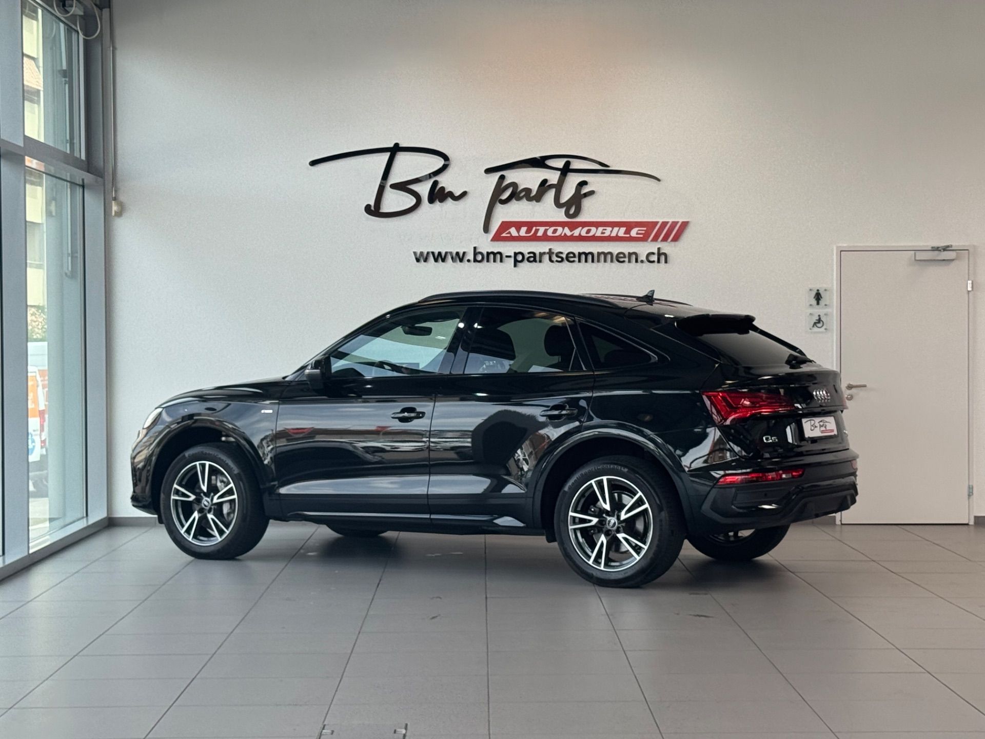 AUDI Q5 Sportback 50 TDI S line Blackedition quattro tiptronic-showroom-element-3