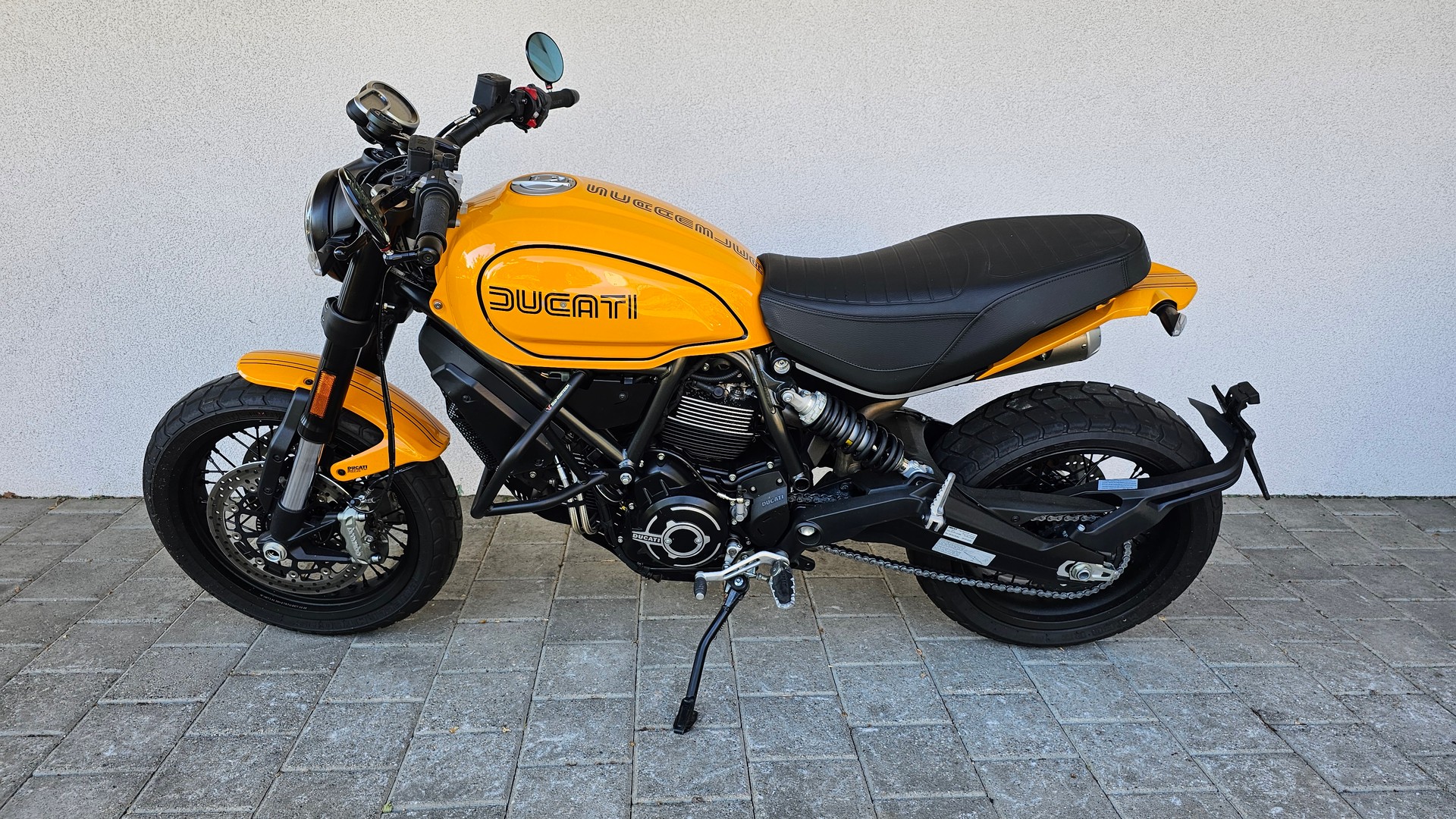 DUCATI Scrambler 1100 Tribute Pro (35kW)-image-1