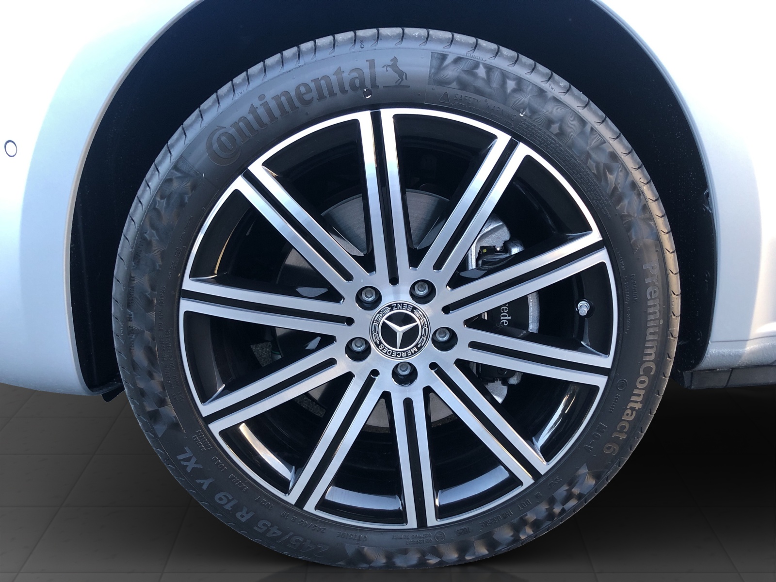 MERCEDES-BENZ V 250 d Style lang 4Matic 9G-Tronic-image-15