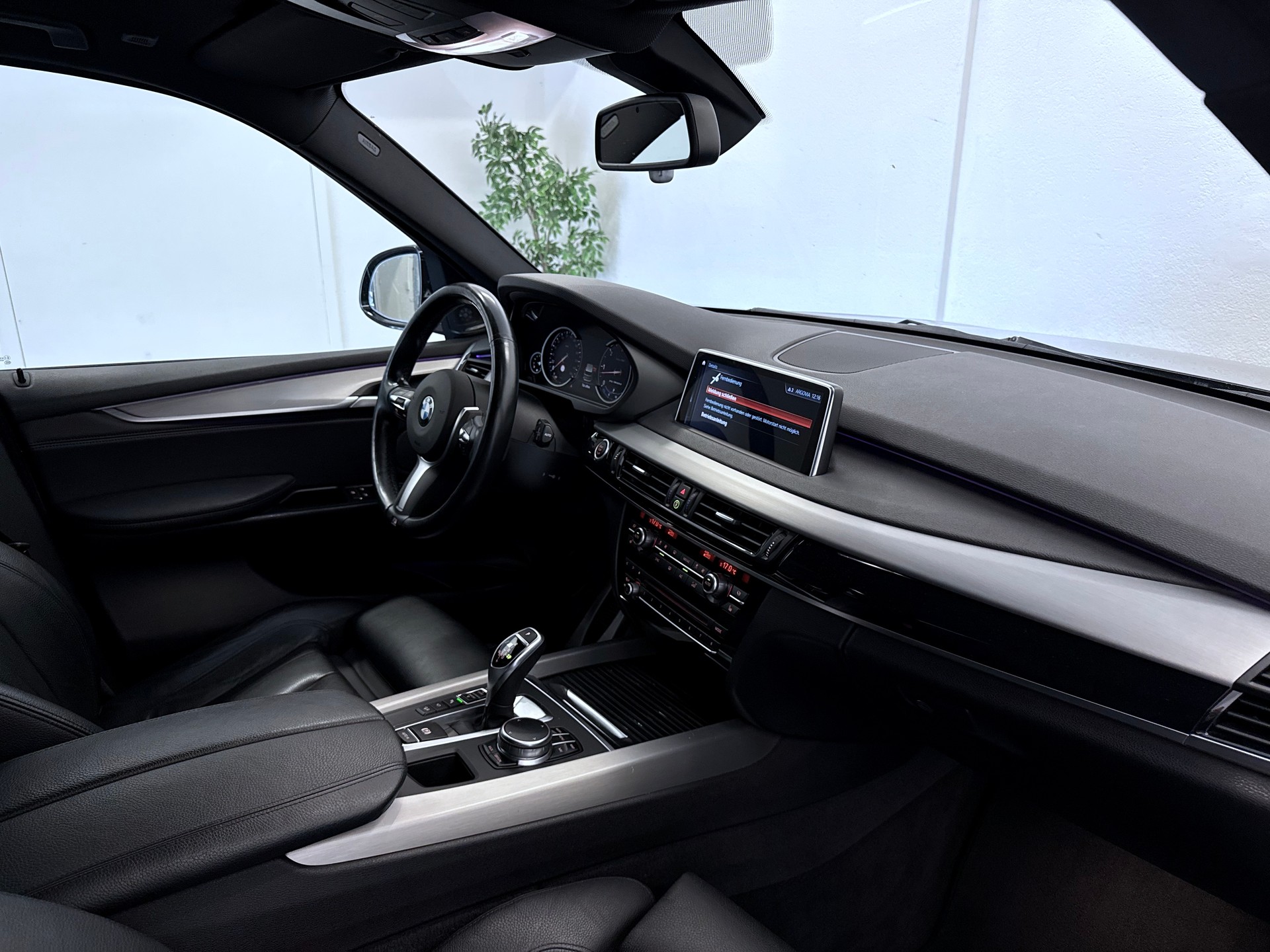 BMW X5 xDrive M50d Steptronic-image-26