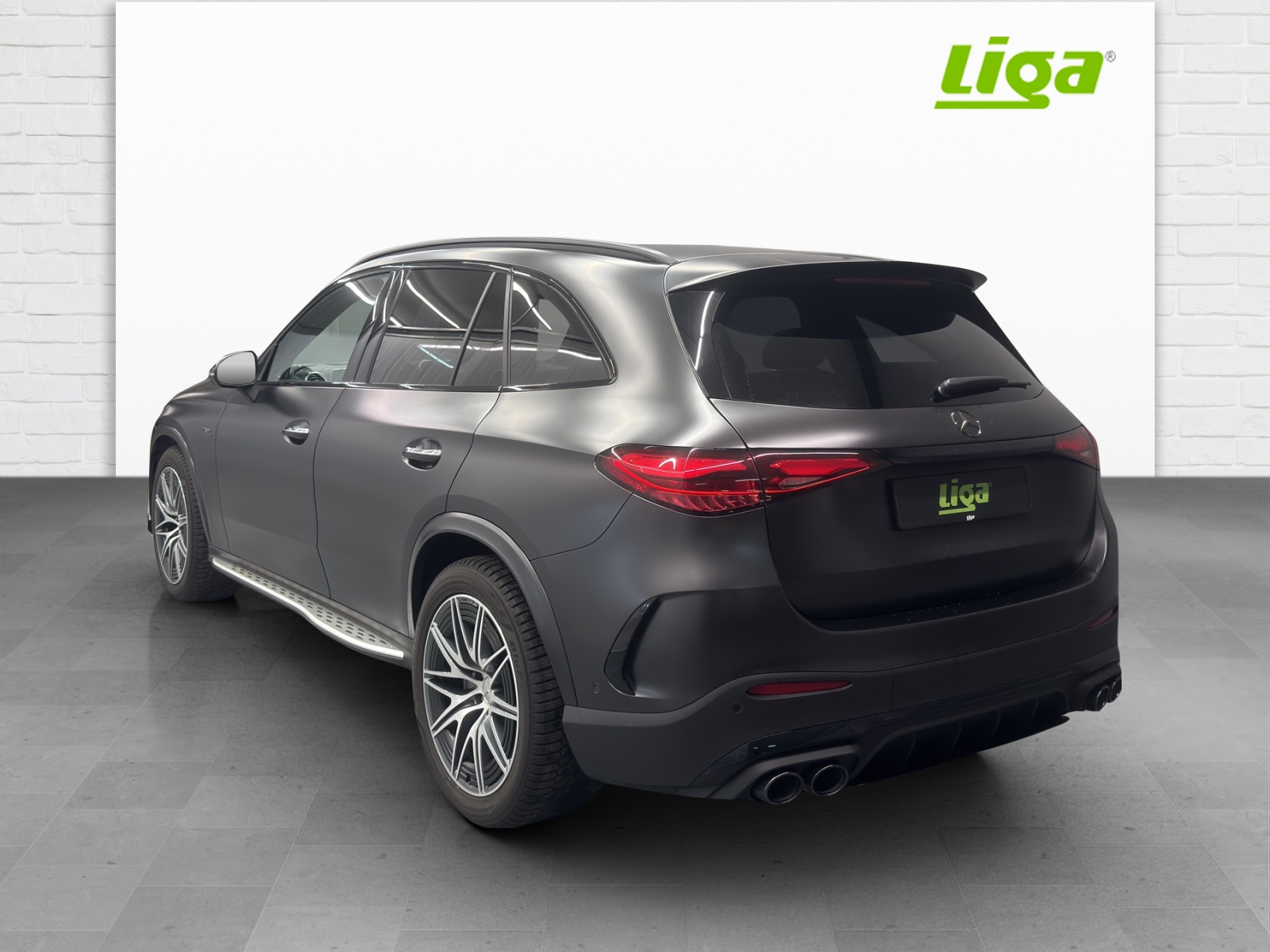 MERCEDES-BENZ AMG GLC 43 4Matic Executive Ed.-showroom-element-3