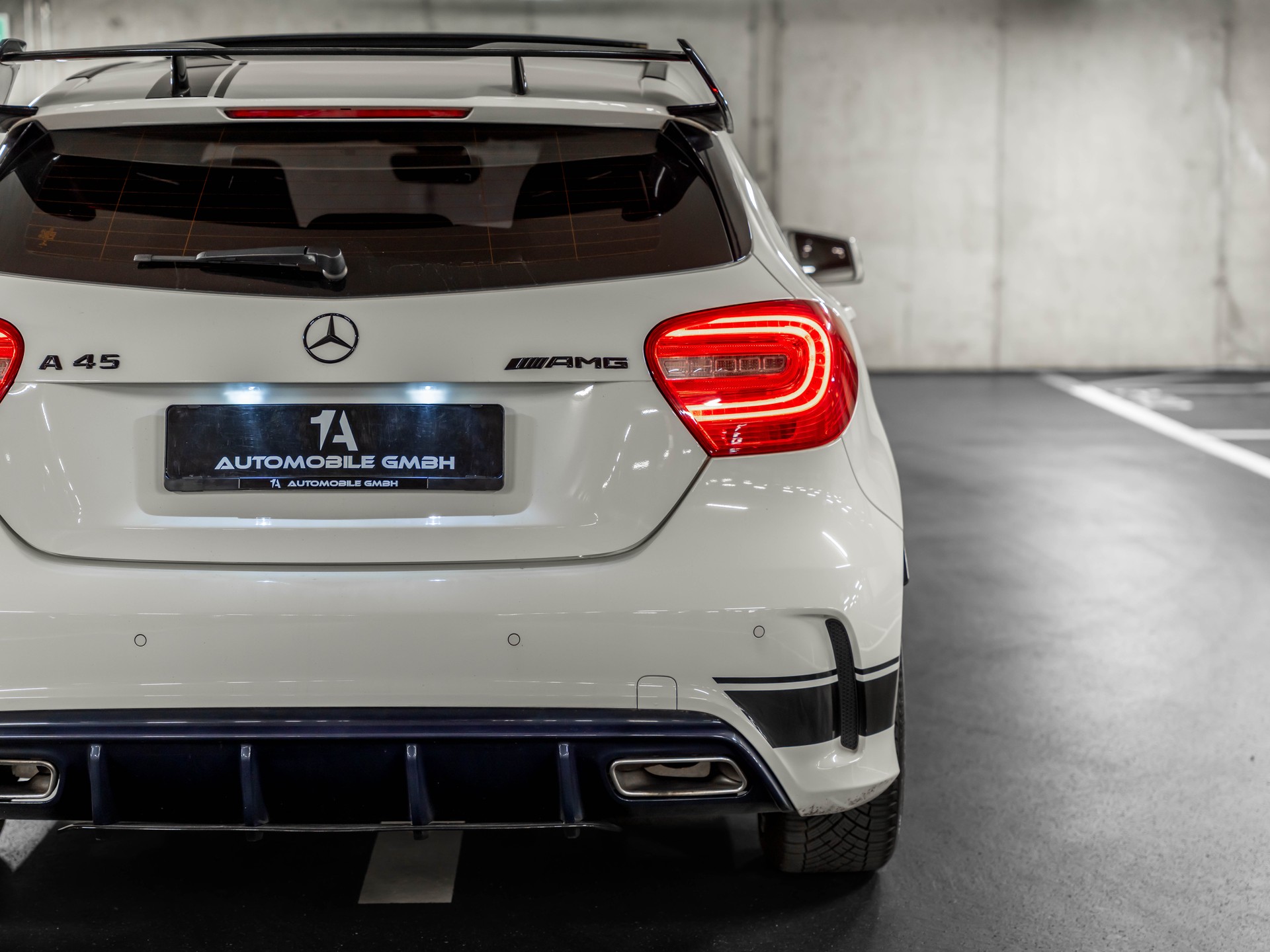 MERCEDES-BENZ A 45 AMG 4Matic Speedshift 7G-DCT-image-10
