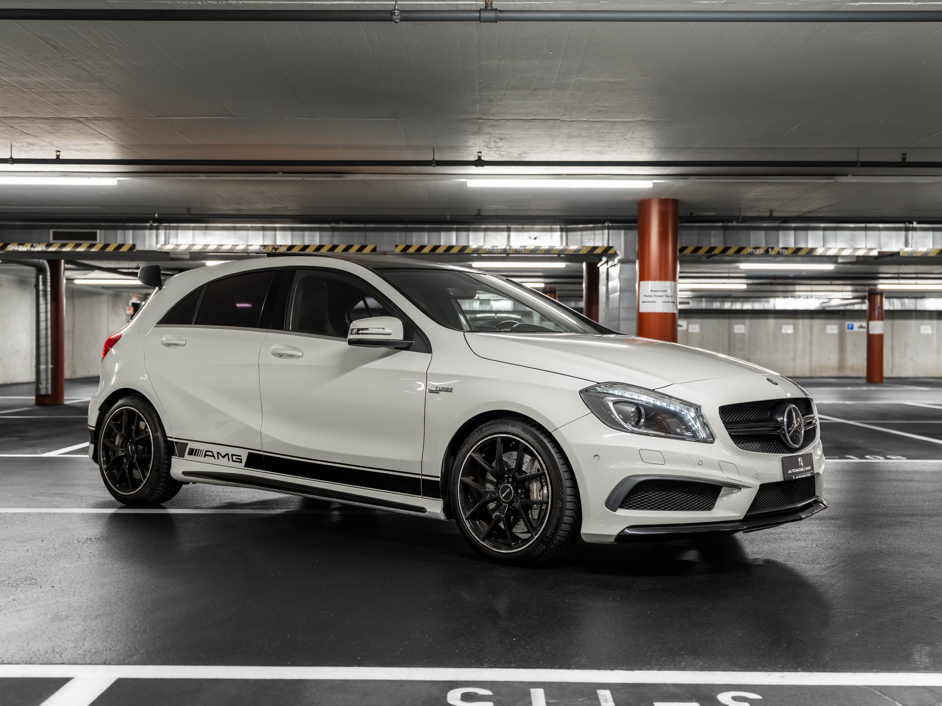 MERCEDES-BENZ A 45 AMG 4Matic Speedshift 7G-DCT-image-15