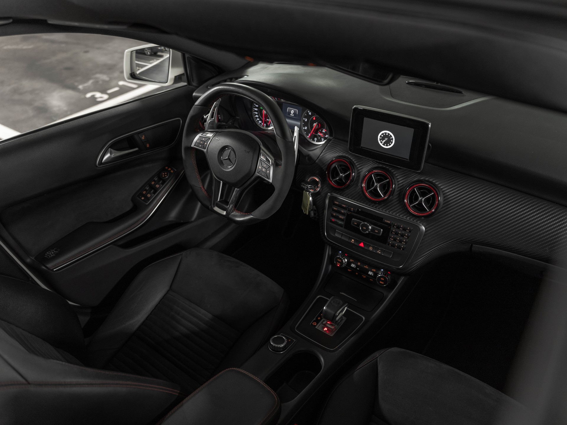 MERCEDES-BENZ A 45 AMG 4Matic Speedshift 7G-DCT-image-18