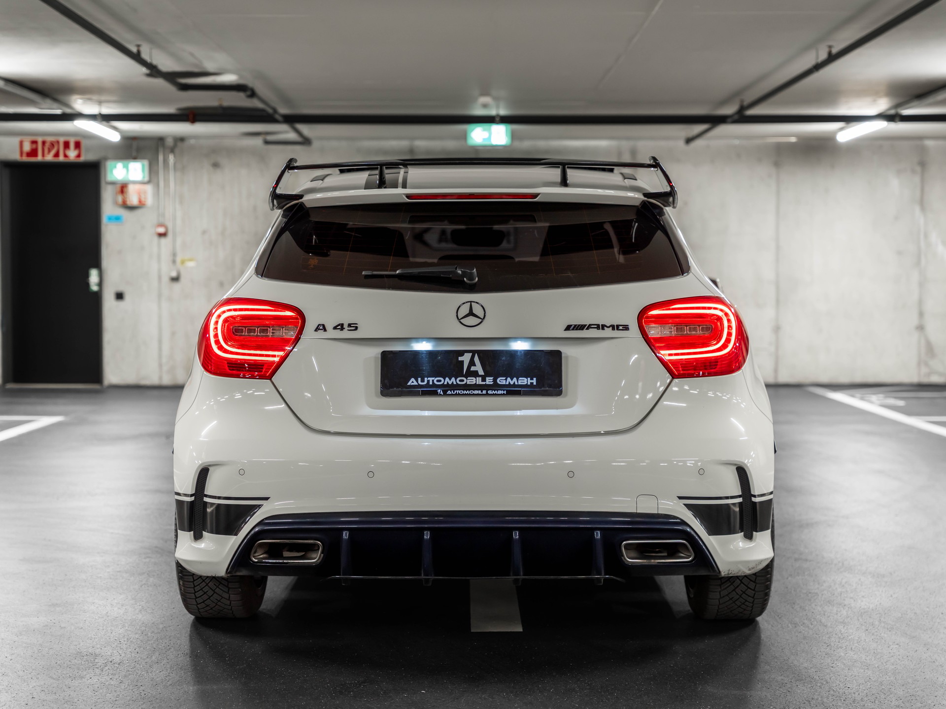 MERCEDES-BENZ A 45 AMG 4Matic Speedshift 7G-DCT-image-8