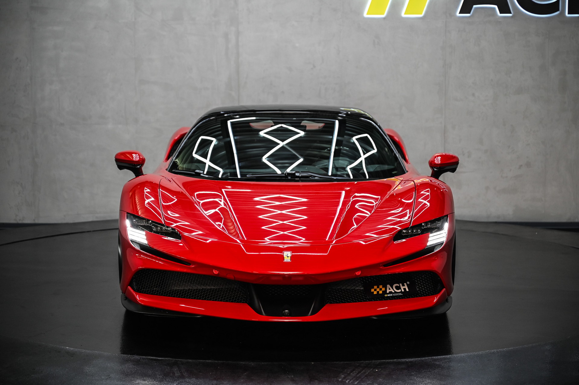 FERRARI SF90 Spider-image-4