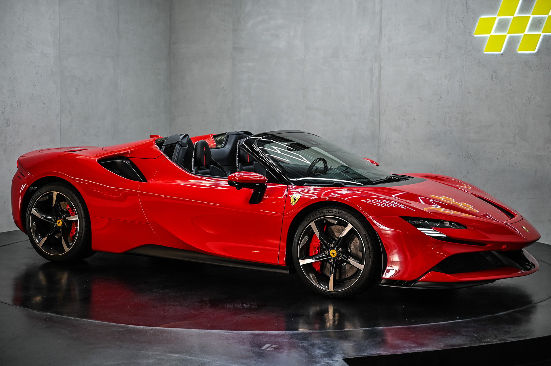 FERRARI SF90 Spider-image-14