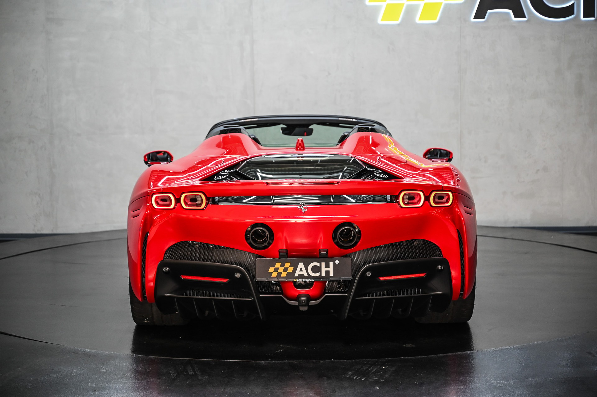 FERRARI SF90 Spider-image-10