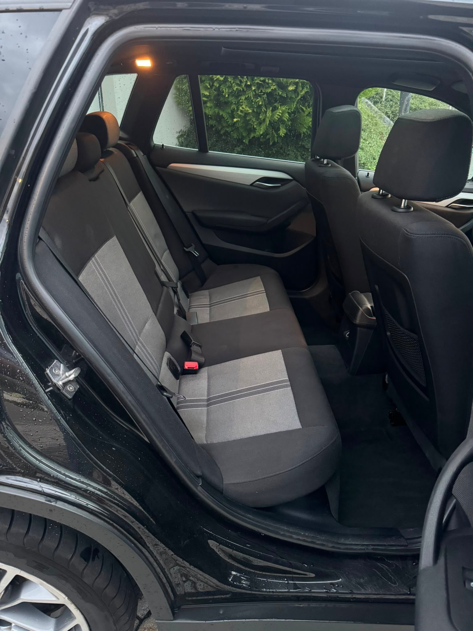BMW X1 xDrive 23d-image-14