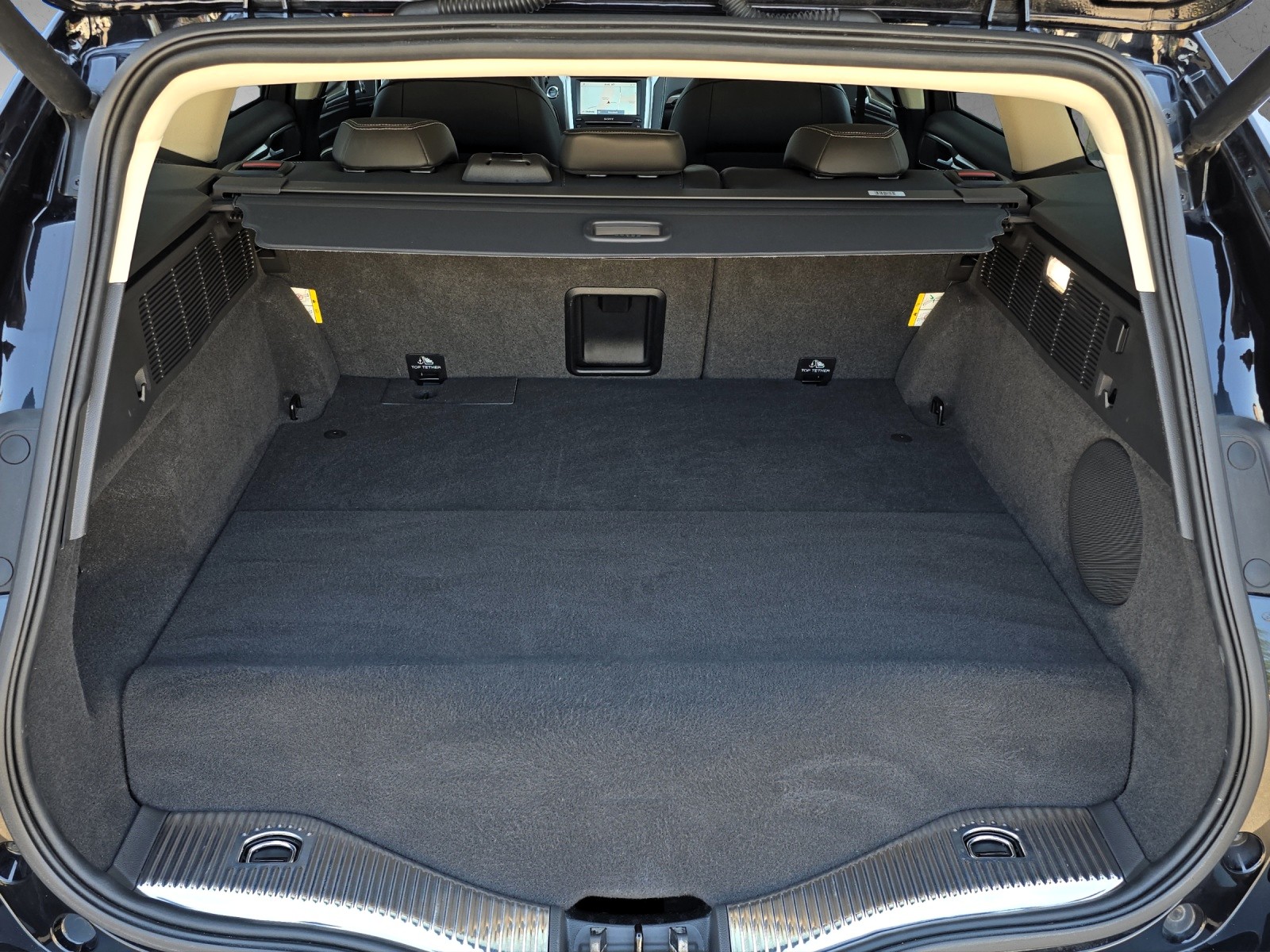 FORD Mondeo 2.0 HEV Vignale eCVT-image-17