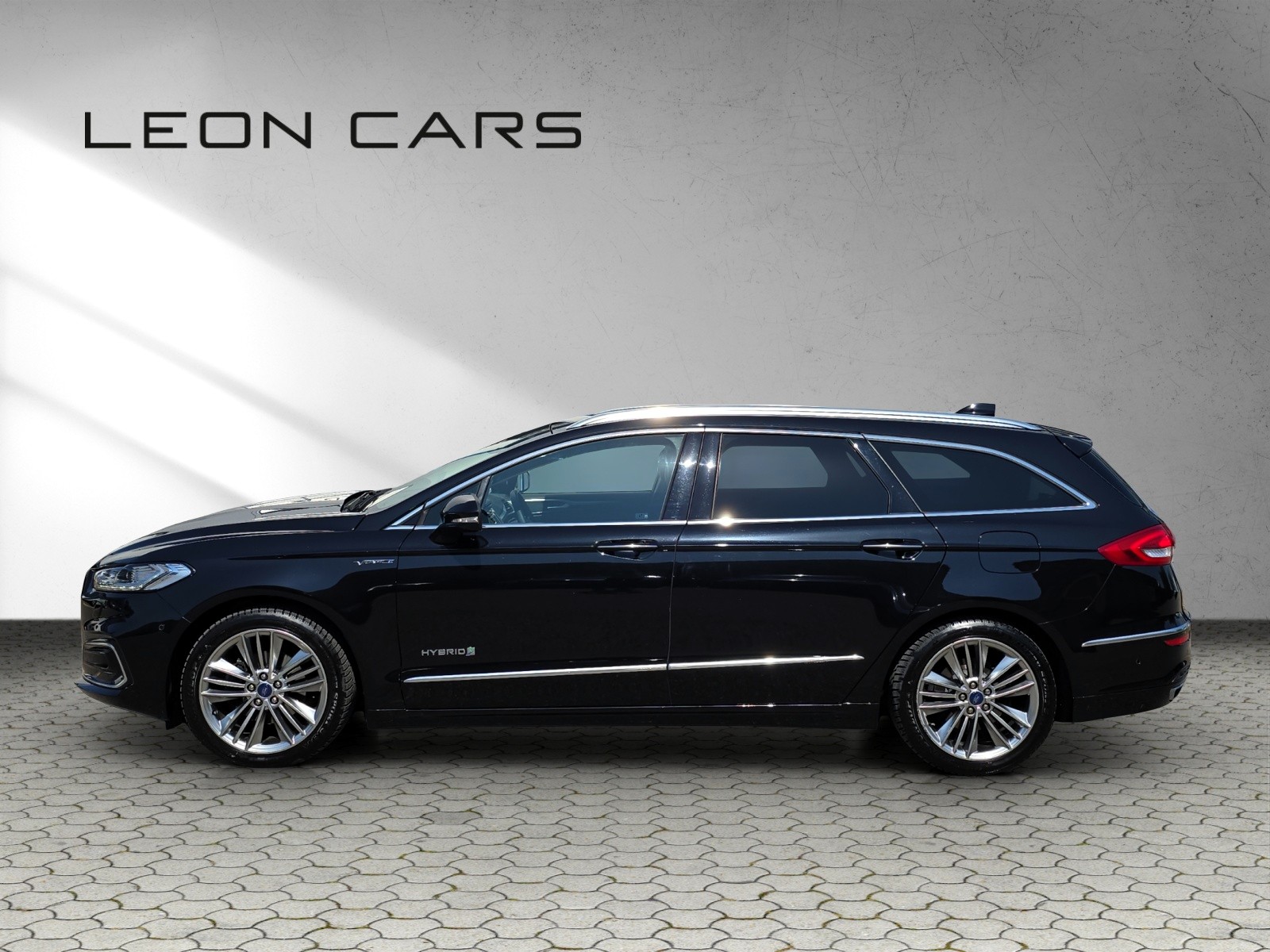 FORD Mondeo 2.0 HEV Vignale eCVT-image-7