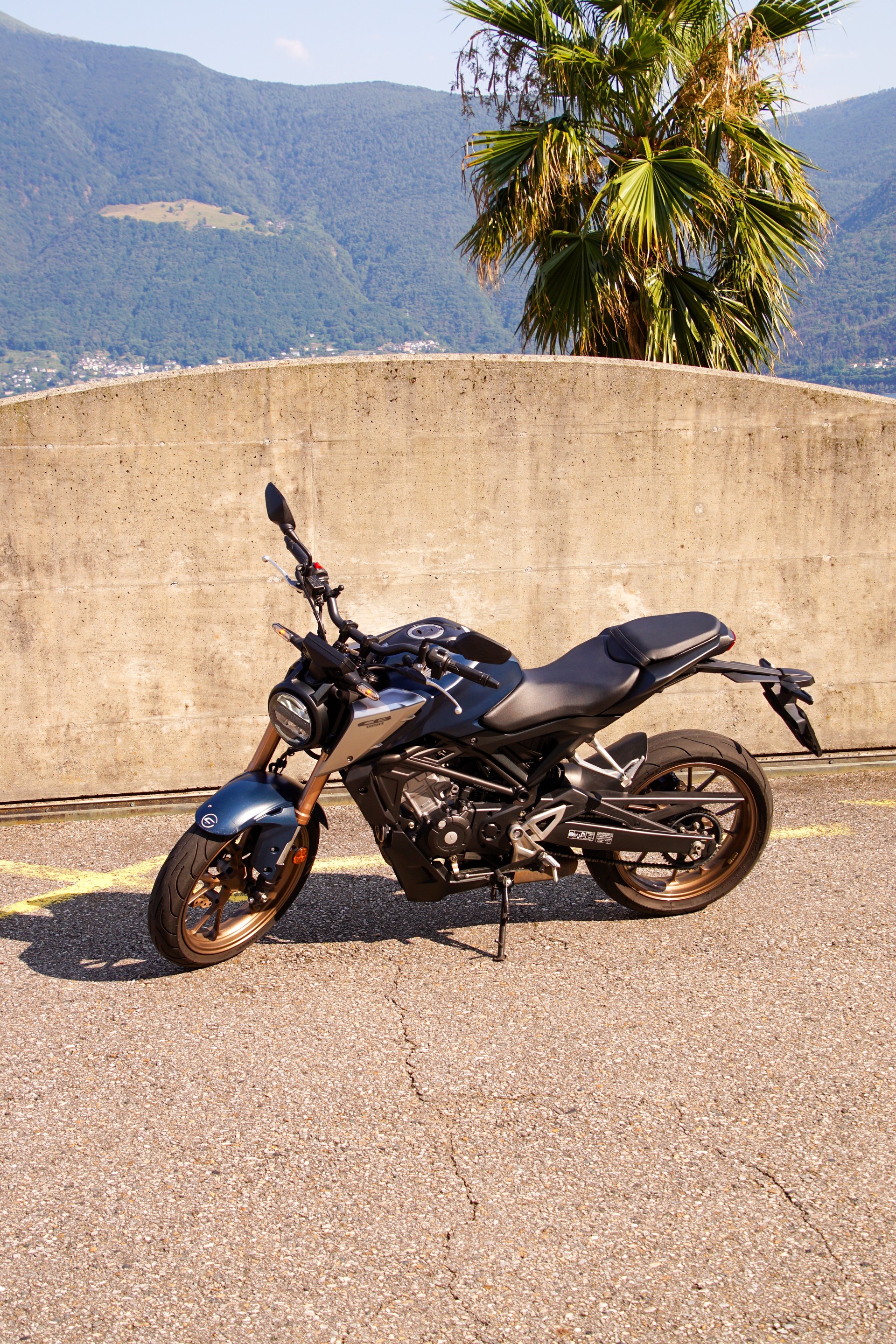HONDA CB 125 R-image-0