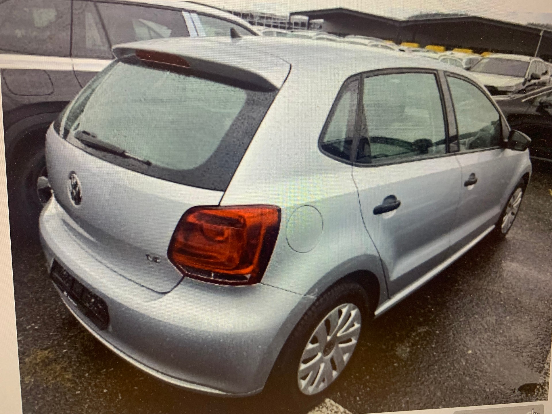 VW Polo 1.4 16V Trendline DSG-image-5