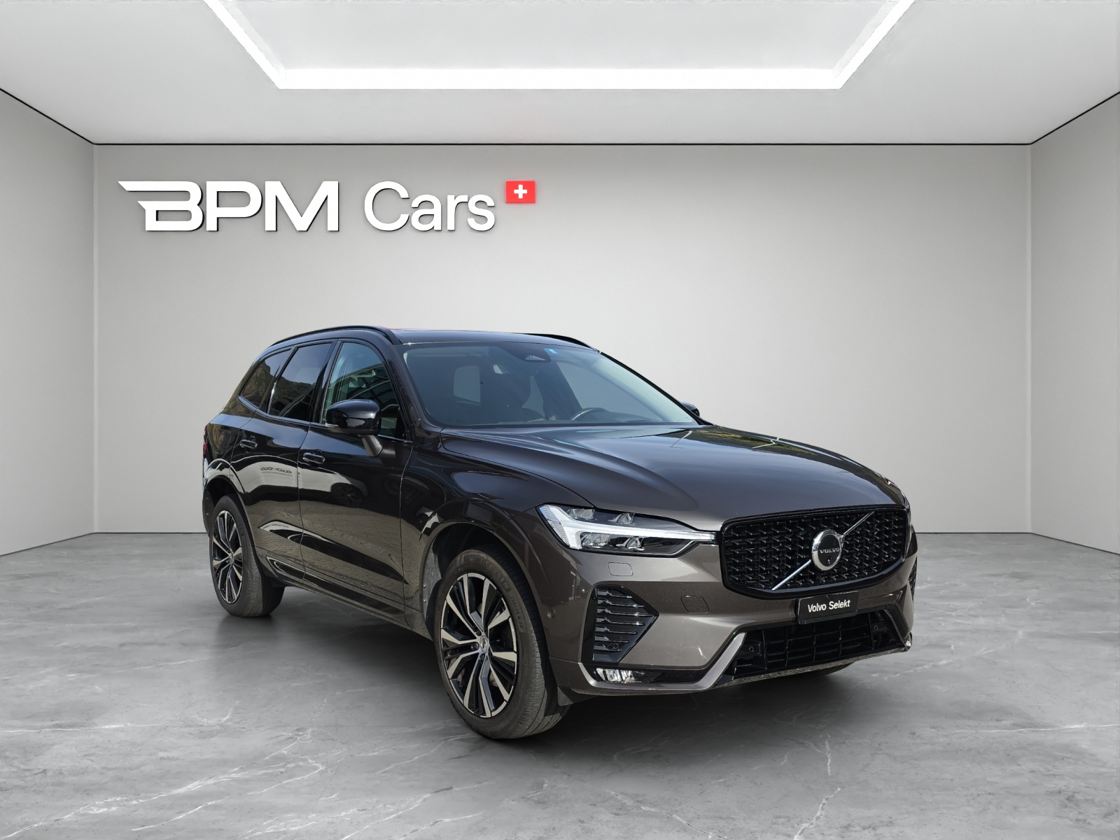 VOLVO XC60 2.0 B4 MH Ultimate Dark AWD-showroom-element-1